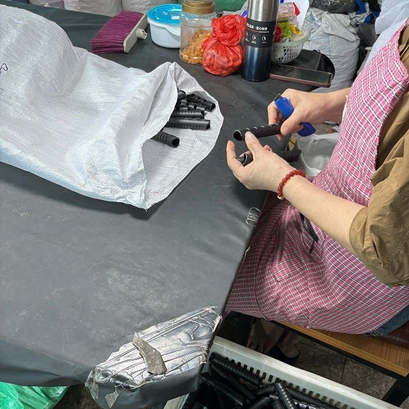 product-593-593 product-593-593